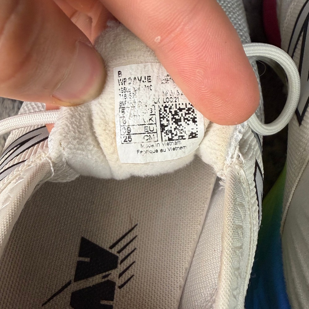 New Balance Fresh Foam Roav Running Shoes Womens 8 White Rainbow Gradient - Picture 7 of 9